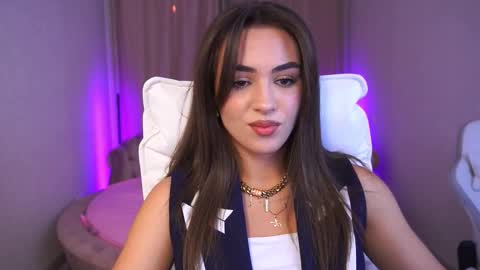 Snapshot of ericasin chatting on 8, 9, 2025 Erica online show from 8, 9, 2025