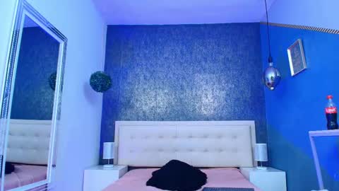   online show from 2, 10, 2025