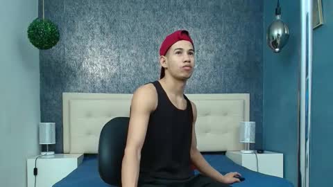   online show from 22, 12, 2025