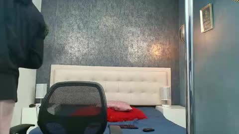   online show from 1, 3, 2026