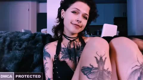 Snapshot of erii_xoxo chatting on 7, 11, 2025 Rainbow on your spoon online show from 7, 11, 2025