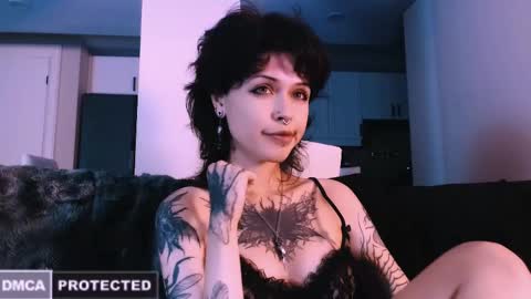 Snapshot of erii_xoxo chatting on 23, 11, 2025 Rainbow on your spoon online show from 23, 11, 2025