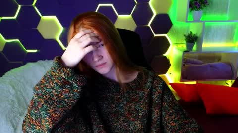 erikabrian online show from 17, 12, 2024