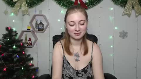 Snapshot of erikafanks chatting on 7, 1, 2025 erikafanks online show from 7, 1, 2025