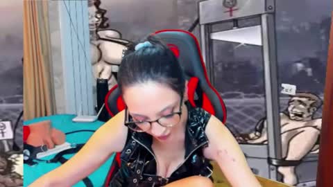 Snapshot of erikalorren chatting on 26, 1, 2025 erikalorren online show from 26, 1, 2025