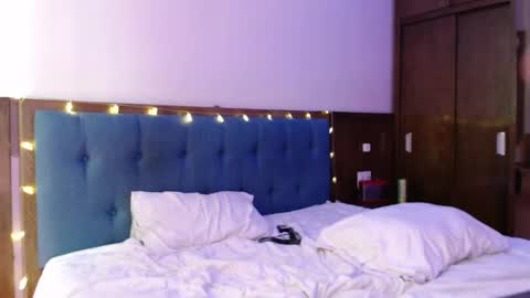 Erik  Bruce online show from 9, 10, 2025