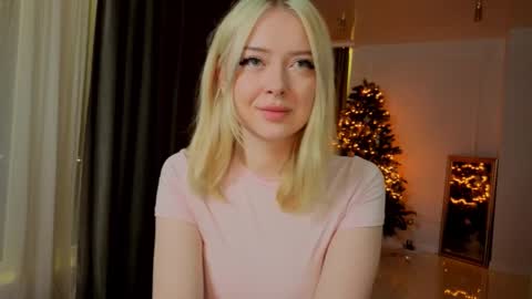 Snapshot of erlenbayer chatting on 26, 2, 2026 Chanel online show from 26, 2, 2026