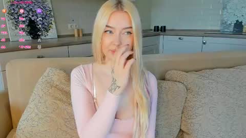 Snapshot of erlenbayer chatting on 2, 7, 2026 Chanel online show from 2, 7, 2026