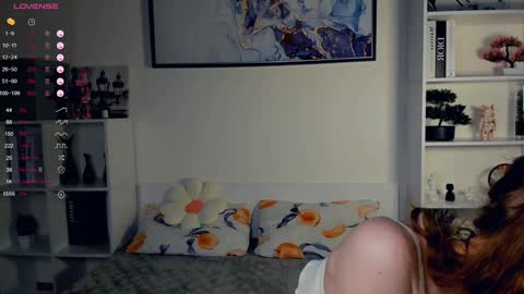 Snapshot of erline_may chatting on 24, 12, 2024 Sofia online show from 24, 12, 2024