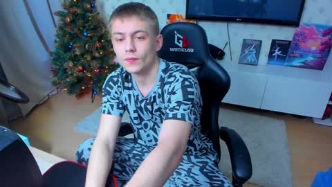 Snapshot of ermak_reborn chatting on 4, 1, 2025 Max online show from 4, 1, 2025