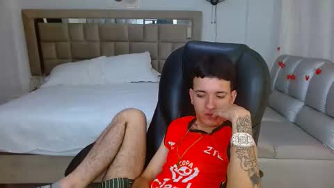 Snapshot of eroboyxox chatting on 21, 2, 2026 eroboyxox online show from 21, 2, 2026