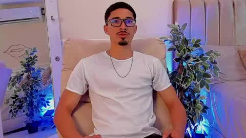 eros_becker_ online show from 19, 3, 2026