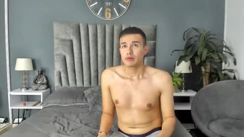 Snapshot of eros_mancini chatting on 13, 10, 2025 Eros Mancini online show from 13, 10, 2025