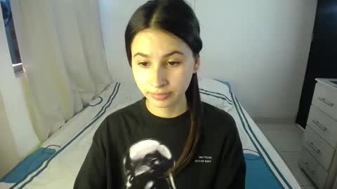 Snapshot of erosgirls_ chatting on 5, 10, 2025 erosgirls_ online show from 5, 10, 2025
