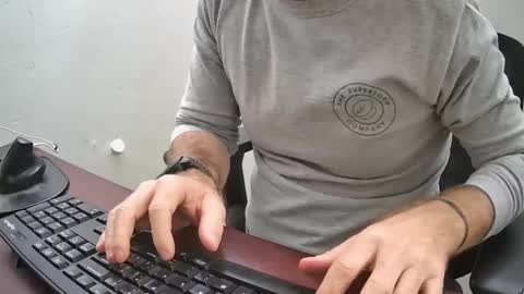 Snapshot of eroskatt chatting on 7, 1, 2025 Eroskatt online show from 7, 1, 2025