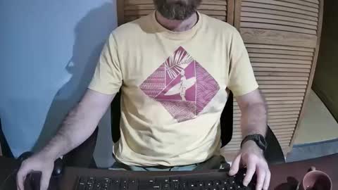 Snapshot of eroskatt chatting on 12, 10, 2025 Eroskatt online show from 12, 10, 2025