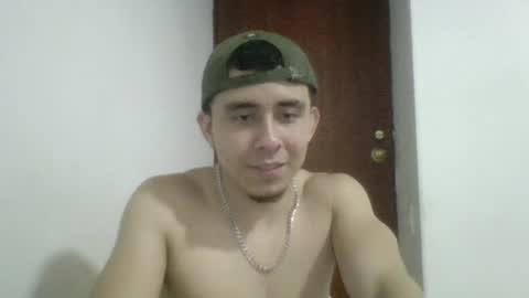 Snapshot of eross_santy chatting on 18, 6, 2026 Eross online show from 18, 6, 2026