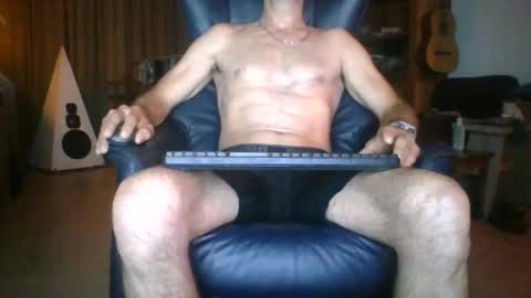 Snapshot of erostja557 chatting on 6, 6, 2026 erostja557 online show from 6, 6, 2026