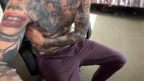 Snapshot of eroticcloseups chatting on 17, 12, 2025 Erotic CloseUps online show from 17, 12, 2025