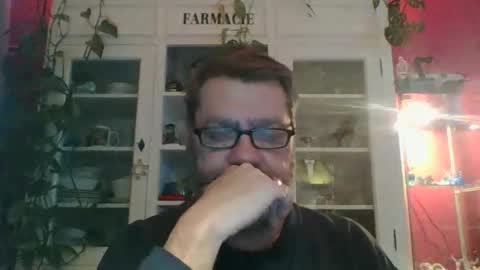 Erwins room welcome sound on online show from 13, 1, 2025