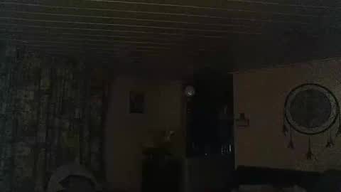Erwins room welcome sound on online show from 25, 1, 2025
