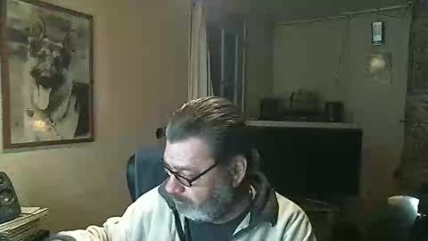 Erwins room welcome sound on online show from 6, 2, 2025