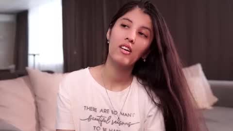 Snapshot of erynharteau chatting on 12, 1, 2026 Hi Im Lori online show from 12, 1, 2026