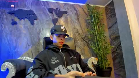 Snapshot of eryonbradley chatting on 13, 9, 2025 Eryon online show from 13, 9, 2025