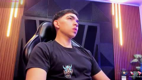 Snapshot of eryonbradley chatting on 4, 10, 2025 Eryon online show from 4, 10, 2025