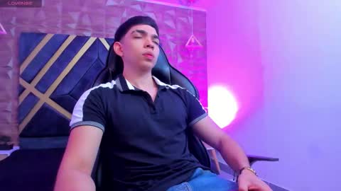 Snapshot of eryonbradley chatting on 5, 10, 2025 Eryon online show from 5, 10, 2025