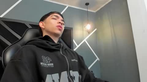 Snapshot of eryonbradley chatting on 7, 10, 2025 Eryon online show from 7, 10, 2025