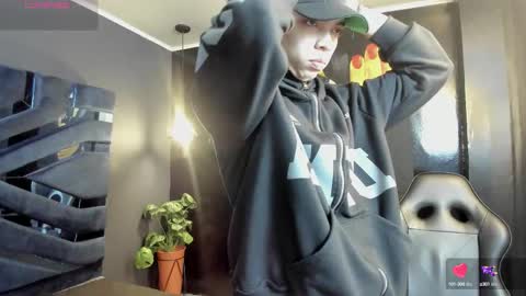 Snapshot of eryonbradley chatting on 13, 10, 2025 Eryon online show from 13, 10, 2025