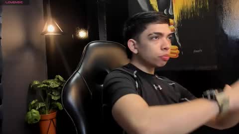 Snapshot of eryonbradley chatting on 30, 10, 2025 Eryon online show from 30, 10, 2025