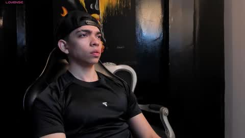 Snapshot of eryonbradley chatting on 2, 12, 2025 Eryon online show from 2, 12, 2025