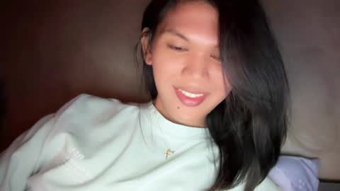 Snapshot of esilchan chatting on 2, 5, 2026 Chelliane online show from 2, 5, 2026