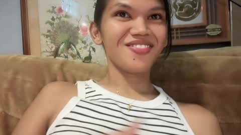 Snapshot of esilchan chatting on 21, 5, 2026 Chelliane online show from 21, 5, 2026