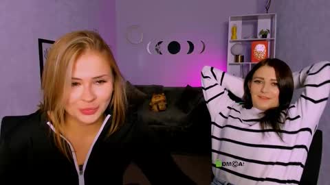 Snapshot of esma_shine chatting on 8, 10, 2025 esma_shine online show from 8, 10, 2025