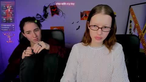 Snapshot of esma_shine chatting on 26, 10, 2025 esma_shine online show from 26, 10, 2025