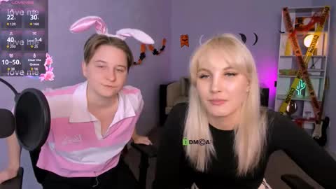 Snapshot of esma_shine chatting on 28, 10, 2025 esma_shine online show from 28, 10, 2025