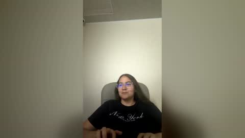 Esme online show from 16, 4, 2026