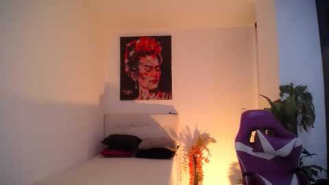 Esmeralda online show from 28, 10, 2025