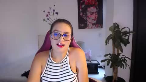 Esmeralda online show from 22, 2, 2026