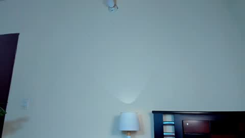 Snapshot of esmeralda_h chatting on 19, 12, 2024 K E Y R A independent model online show from 19, 12, 2024