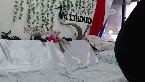 Esmeralda  MY online show from 9, 2, 2026