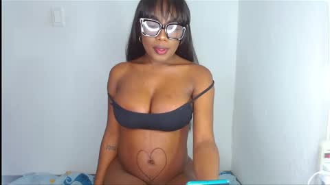 Esmeralda parck online show from 13, 2, 2025