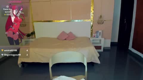 ESMERALDA online show from 7, 3, 2025