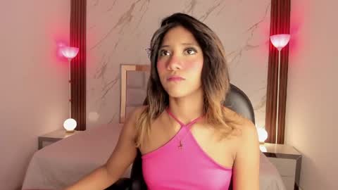 Snapshot of esperanzamora chatting on 23, 4, 2026 esperanzamora online show from 23, 4, 2026