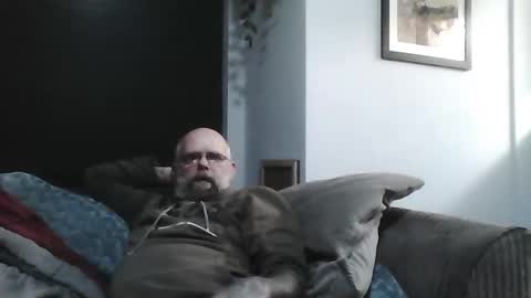 Snapshot of essex_dilf chatting on 28, 12, 2024 dont ask to pm me your probably fake online show from 28, 12, 2024