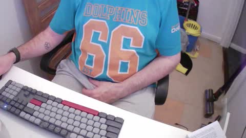 Snapshot of essex_wild chatting on 14, 11, 2025 Morph online show from 14, 11, 2025