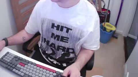 Snapshot of essex_wild chatting on 16, 12, 2025 Morph online show from 16, 12, 2025